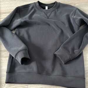 Lululemon sweat shirt